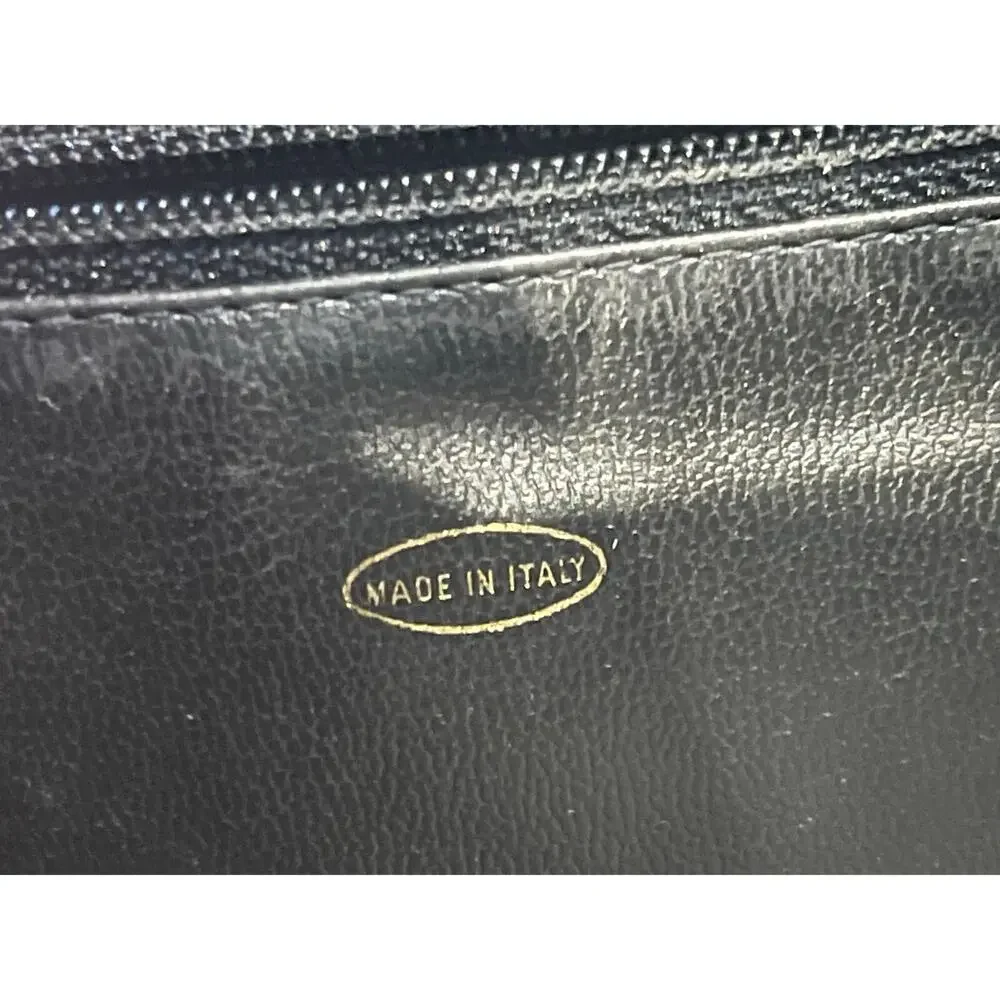 Authentic Vintage CC Chanel Black Caviar Bucket Shoulder Bag gold hardware